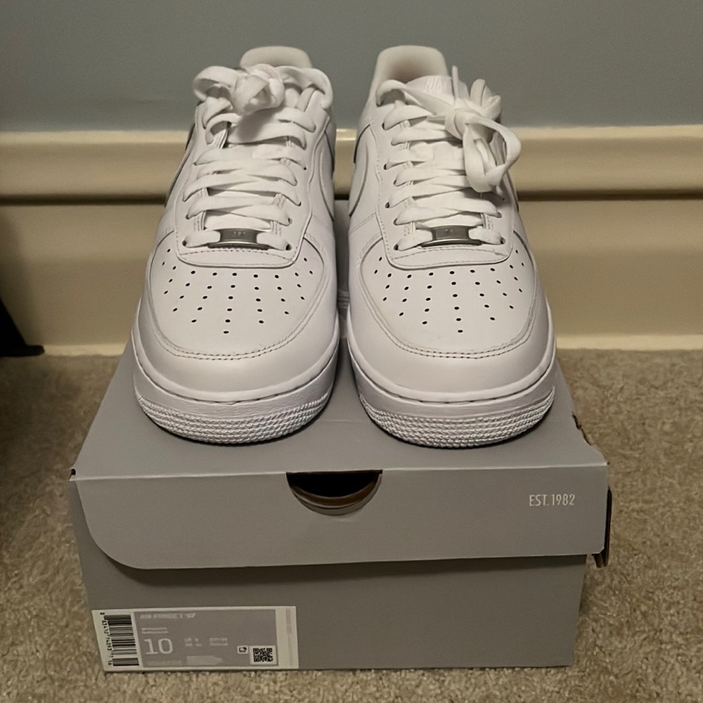 AF1 Nvr Worn